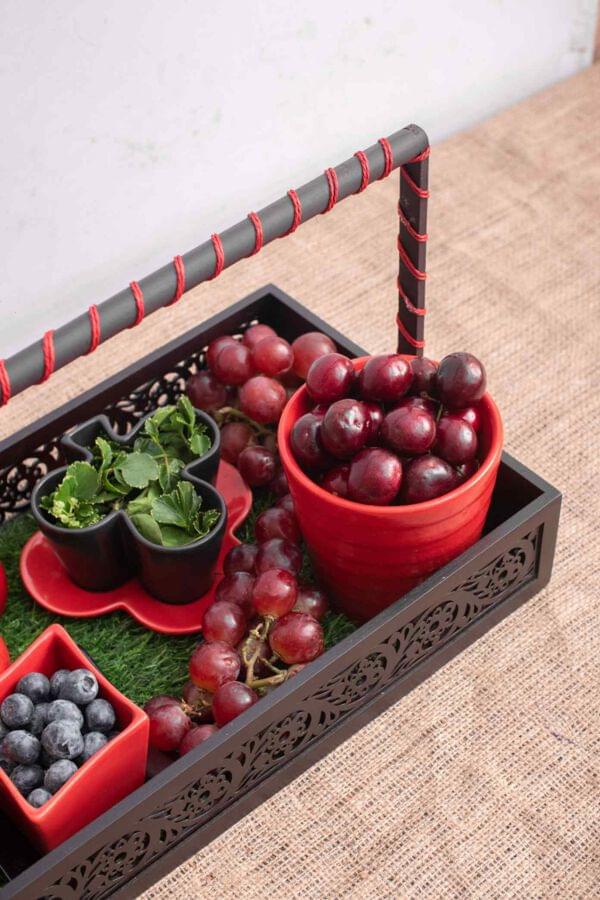 Elegant Fruit Basket | Fruiters.in