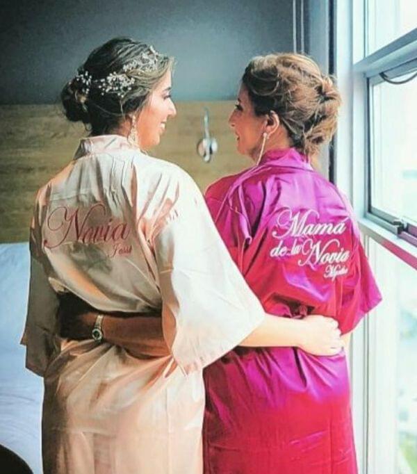 KIT DUO BATAS SATIN Novia Mama Bodas Quinces Medellín