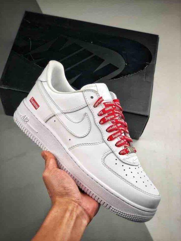 24cm！Supreme NIKE AIR FORCE 1 LOW White Nike Air Force 1 Low Supreme White