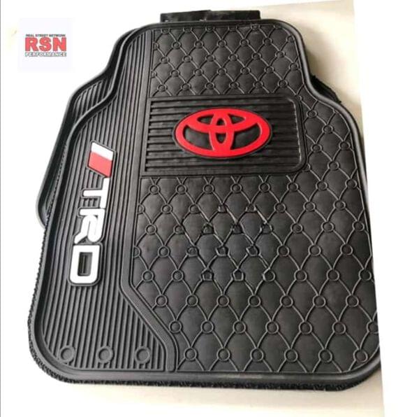 Universal (Toyota) Floor Mats 5 Pcs set RSN Performance